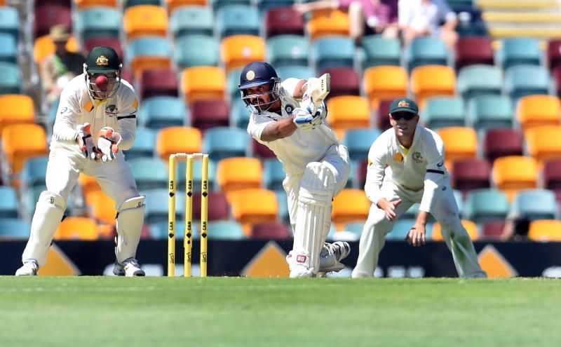 <p>epa04531719 Indian batsman Virat Kohli (C) in action during day one of the second Test match between Australia and India at the Gabba in Brisbane, Australia, 17 December 2014. EPA/DAN PELED EDITORIAL USE ONLY, IMAGES TO BE USED FOR NEWS REPORTING PURPOSES ONLY, NO COMMERCIAL USE WHATSOEVER, NO USE IN BOOKS WITHOUT PRIOR WRITTEN CONSENT FROM AAP AUSTRALIA AND NEW ZEALAND OUT +++(c) dpa - Bildfunk+++</p>