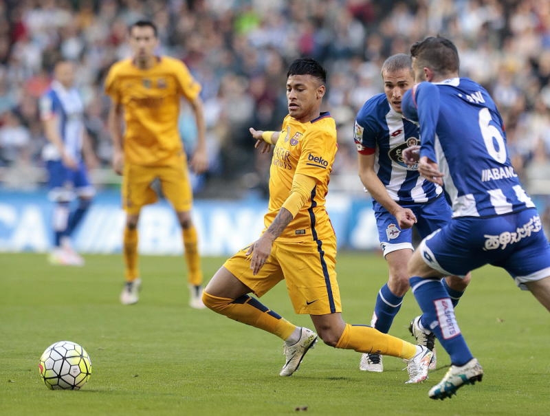 Deportivo Coruna's midfielders