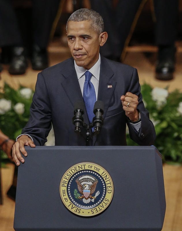 US President Barack Obama speaks during the Interfaith Tribute to Dallas Fallen Officers at the Morton H. Meyerson Symphony Center in Dallas, Texas, USA, 12 July 2016. Five Dallas police officers died after an ambush assault by a gunman during a protest rally in Dallas on 07 July. (c) dpa