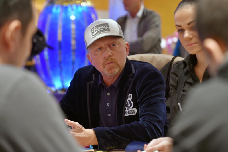 <p>Der ehemalige Tennisspieler Boris Becker steht am 03.12.2017 beim RTL Jahresrückblick "2017! Menschen, Bilder, Emotionen" i</p>