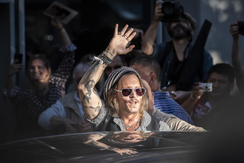 <p>05.10.2018, Schweiz, Zürich: Der US-Schauspieler Johnny Depp kommt zum 14. Zurich Film Festival (ZFF). Das Festival findet vom 27. September bis 07. Oktober statt. Foto: Ennio Leanza/KEYSTONE/dpa +++ dpa-Bildfunk +++</p>