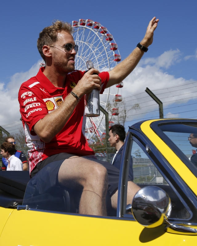 <p>07.10.2018, Japan, Suzuka: Motorsport: Formel-1-Weltmeisterschaft, Grand Prix von Japan, Rennen auf dem Suzuka Circuit. Sebastian Vettel aus Deutschland vom Team Scuderia Ferrari in Aktion. Foto: Toru Takahashi/AP/dpa +++ dpa-Bildfunk +++</p>